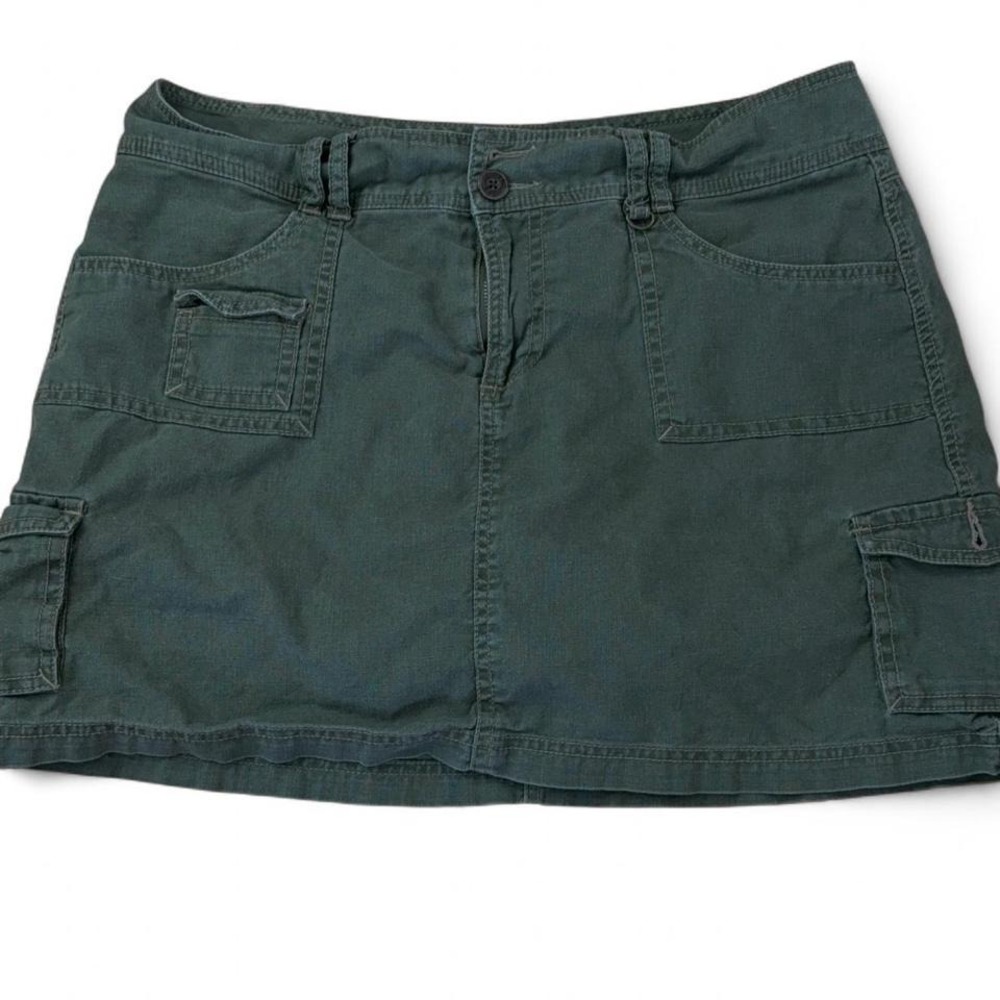 Y2K‎ 2000s style Sonoma green cargo skirt with pockets